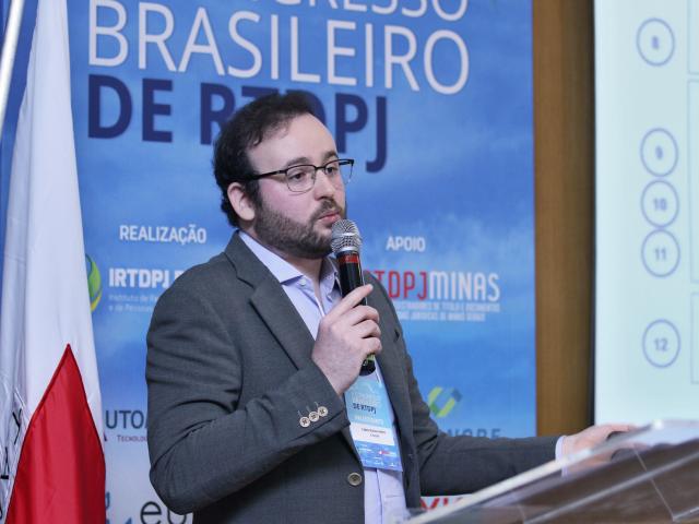 X Congresso: Registro eletrônico de garantias abre a programação de palestras do X Congresso Brasileiro de RTDPJ