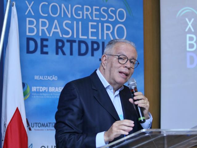 X Congresso Brasileiro de RTDPJ: Durval Hale apresenta palestra sobre notificação por hora certa