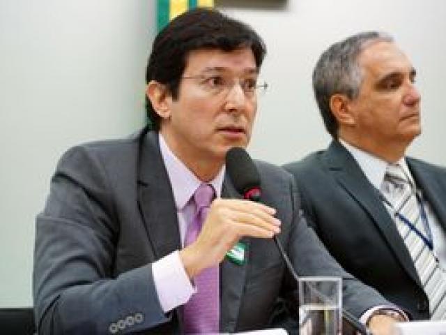Câmara - Câmara aprova proposta que autoriza notários e registradores a acumular cargo de professor