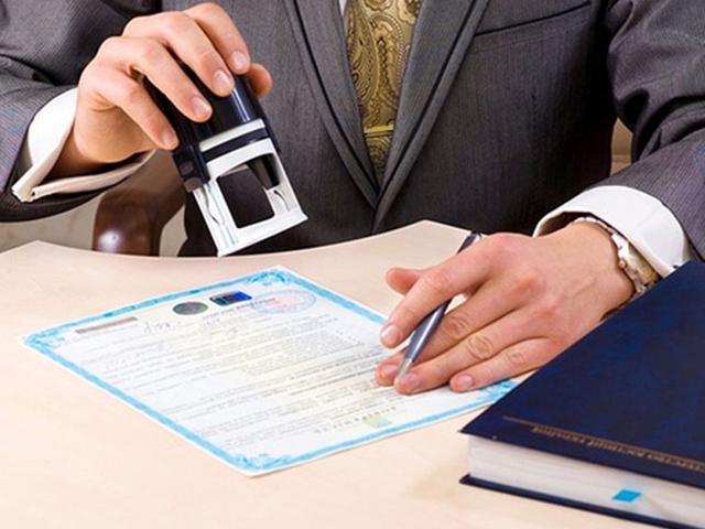 Câmara - Trabalho aprova projeto que cria serviço de aprendizagem de empregados em cartórios