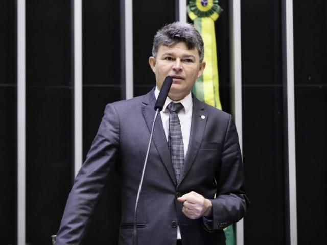 Câmara dos Deputados – Proposta estabelece multipropriedade de bens móveis, como jatos e lanchas