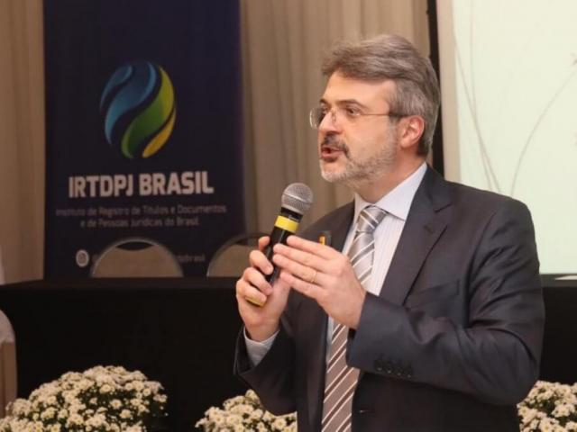 Palestra sobre a competência para o Registro de Pessoas Jurídicas abre o I Encontro Regional de RTDPJ