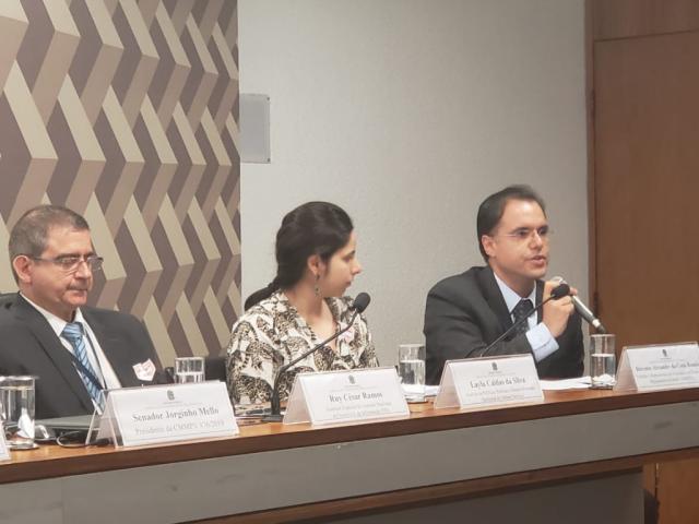 Audiência pública no Senado Federal discute medida provisória que trata dos atos constitutivos de empresas mercantis
